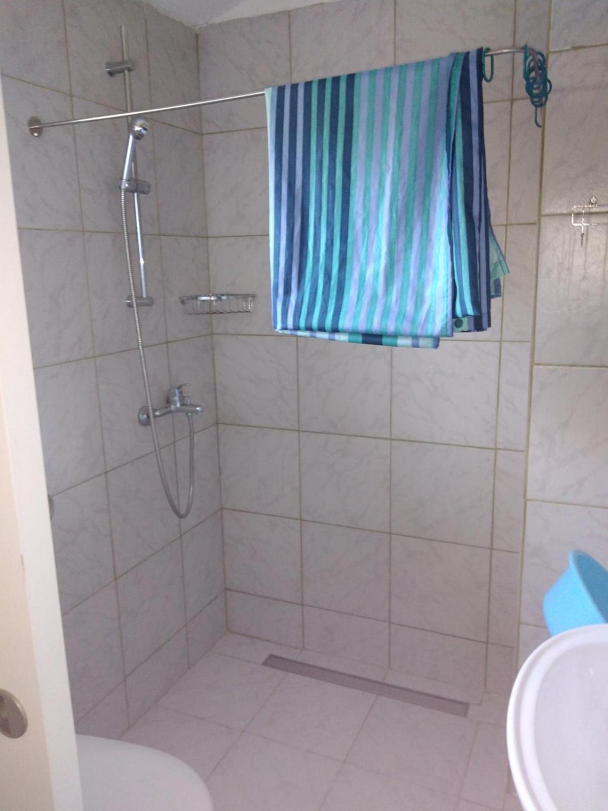 Apartment Zola Gornji Karin Ngoại thất bức ảnh