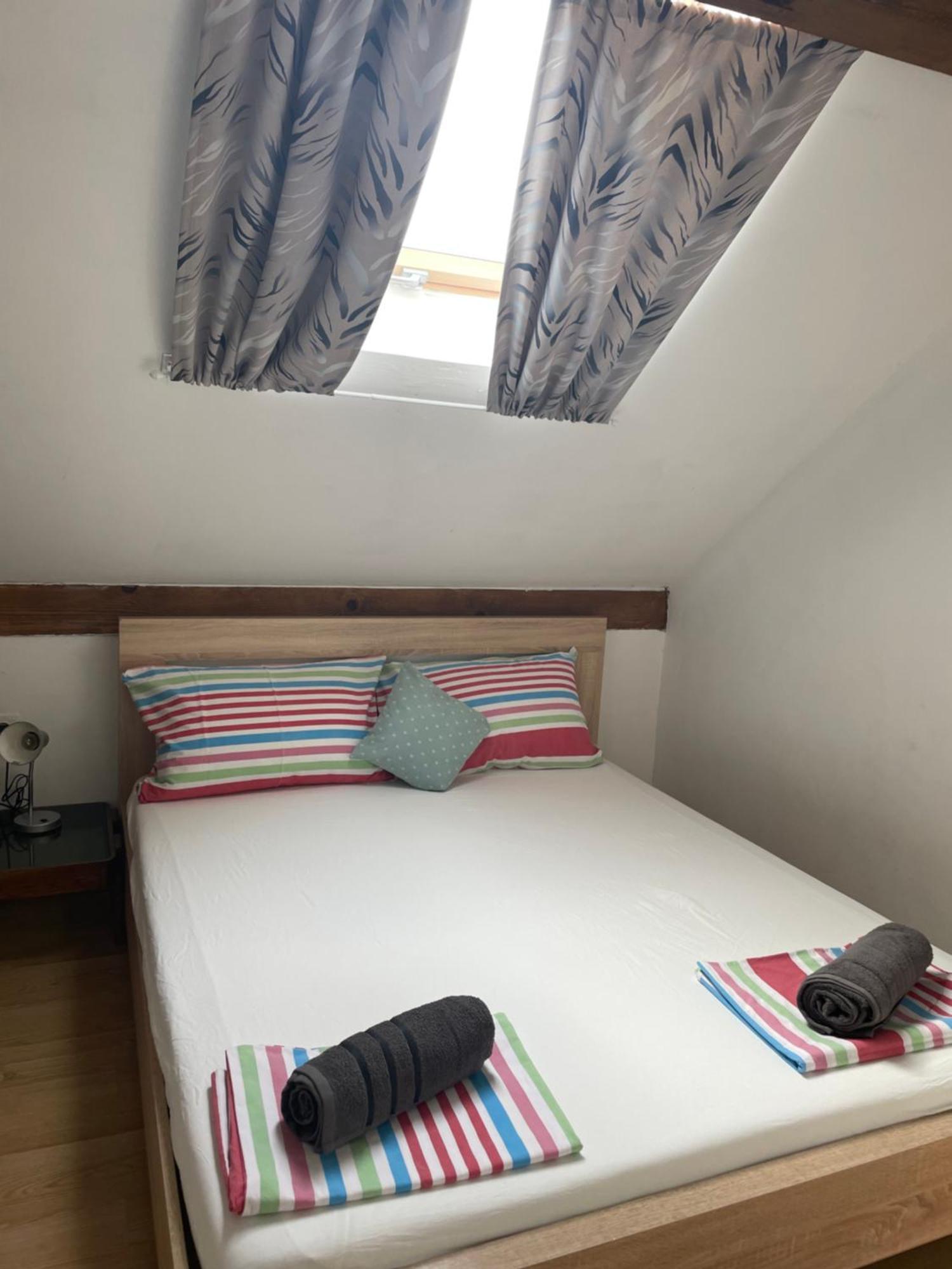 Apartment Zola Gornji Karin Ngoại thất bức ảnh